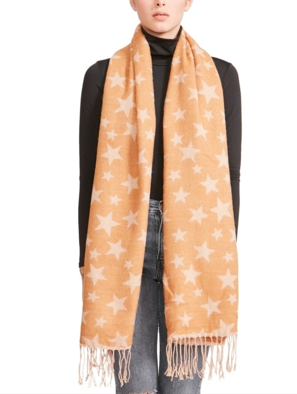 Steve Madden Star Pattern Fringe Scarf in Caramel and Cream. NWT Giftable